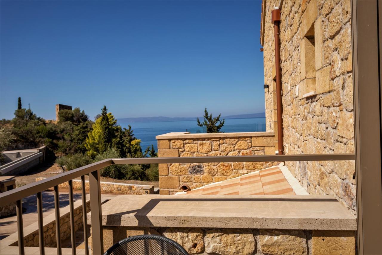Diapori Suites Hotel Kardamyli Dış mekan fotoğraf
