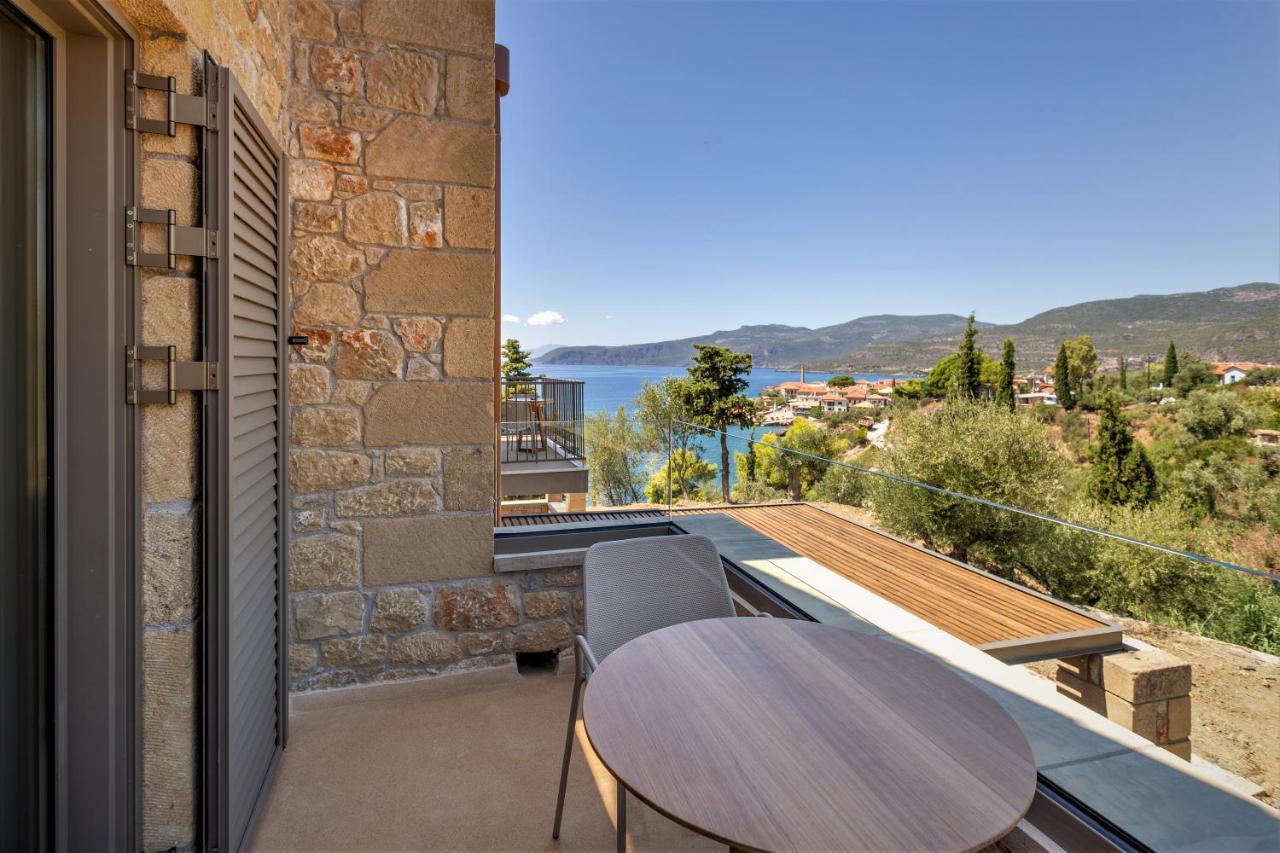 Diapori Suites Hotel Kardamyli Dış mekan fotoğraf