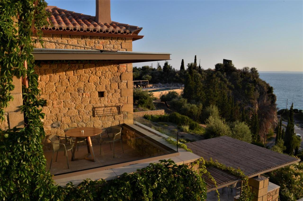 Diapori Suites Hotel Kardamyli Dış mekan fotoğraf