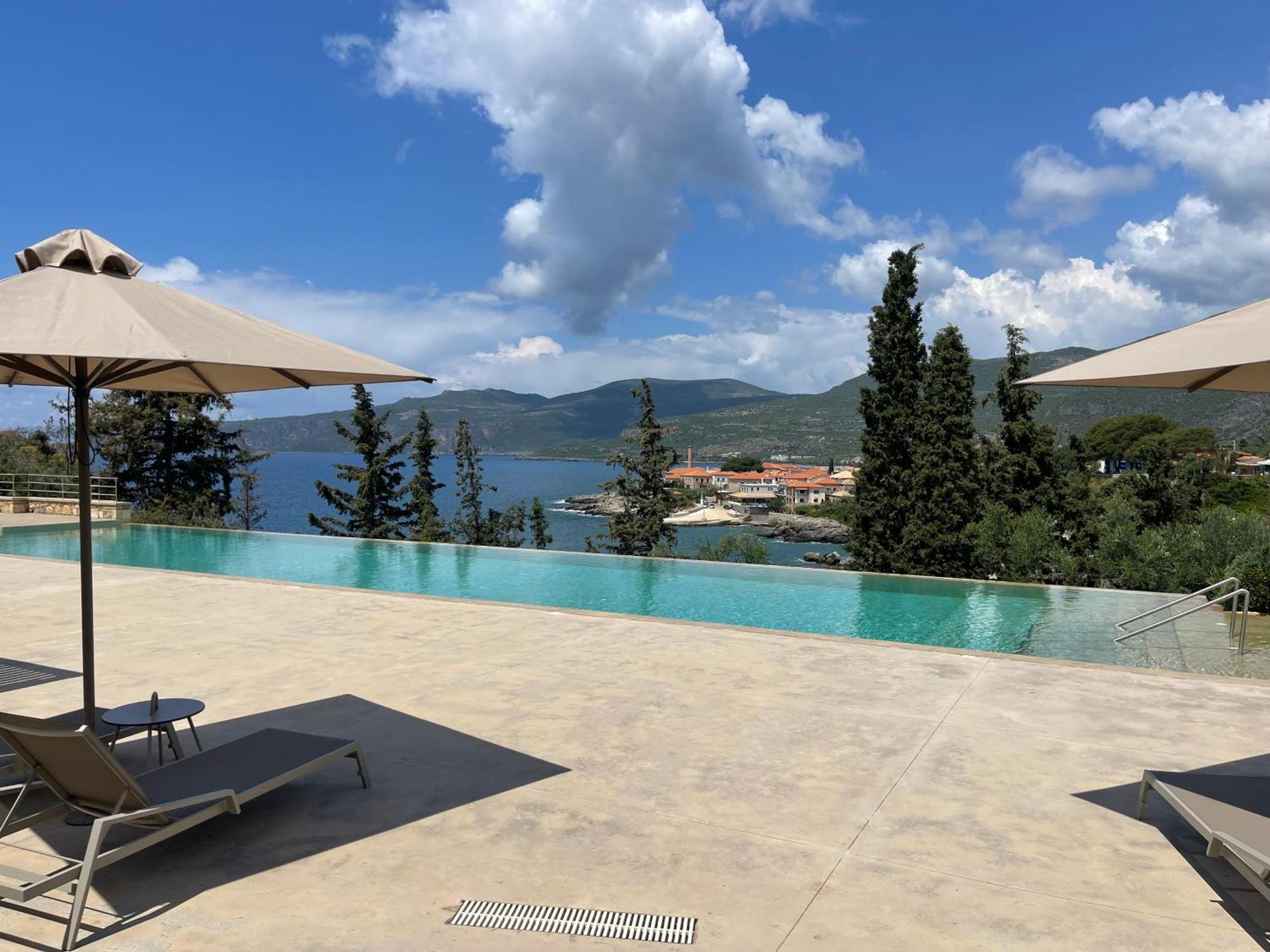 Diapori Suites Hotel Kardamyli Dış mekan fotoğraf