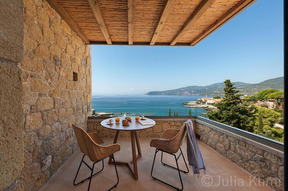 Diapori Suites Hotel Kardamyli Dış mekan fotoğraf